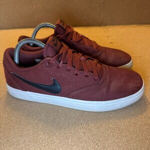 Nike SB Check Solarsoft Men's 8.5 Burgundy Canvas Skate Shoes 843896-611